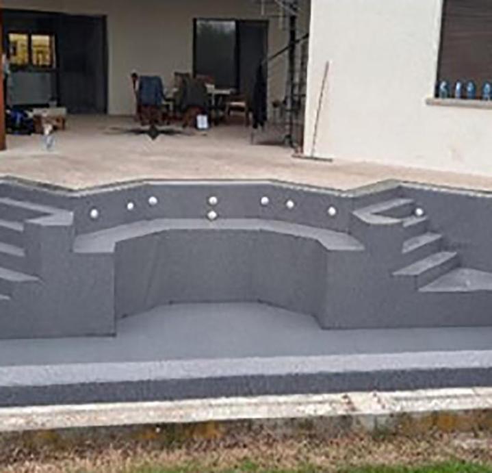 Réparation canalisation enterrée pour piscine La Loire